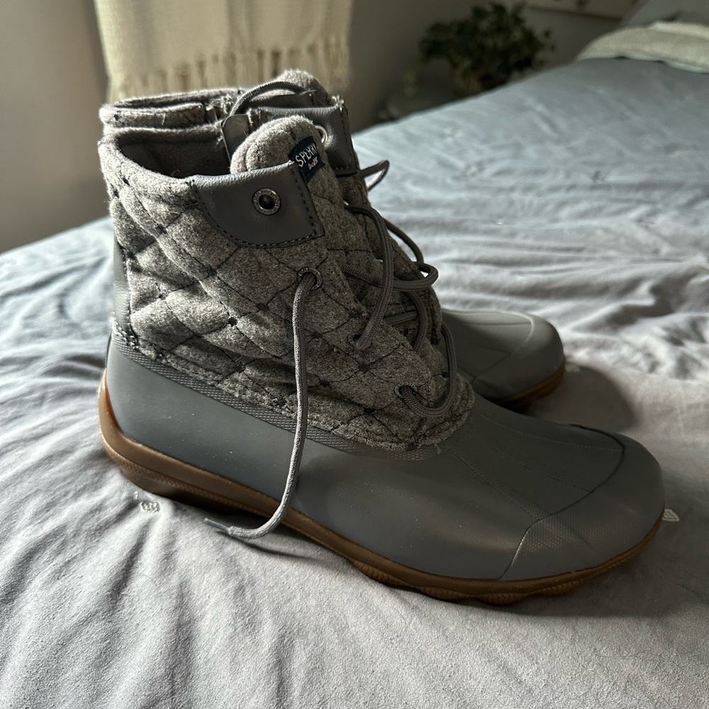 Women’s Sperry Boots